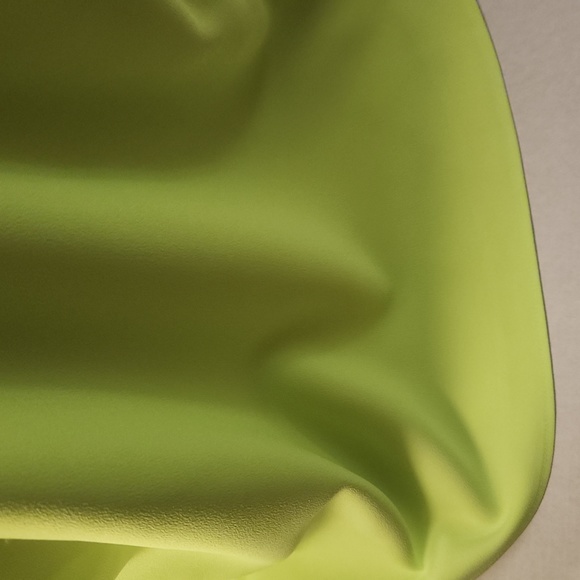 J. Crew Scalloped Shell, Size 4 Measures M-L - Picture 6 of 8